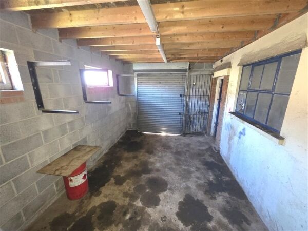 Auction Lot: Former Trade Counter - Cheddar, Somerset For Sale in Cheddar Photo 9