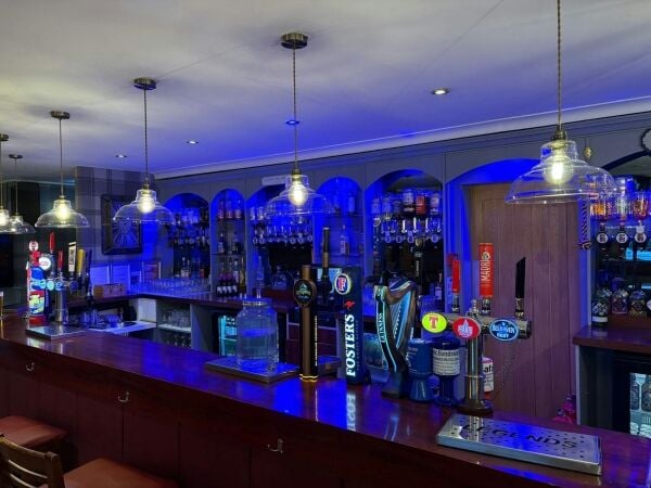 Turnkey Free of Tie Public House in Airdrie. Beer Garden, Function Suite. Photo 9