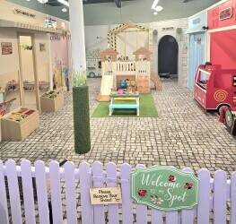 Children's play & Cafe Dumfries and Galloway Town Centre Children's play & Cafe Dumfries and Galloway Town Centre