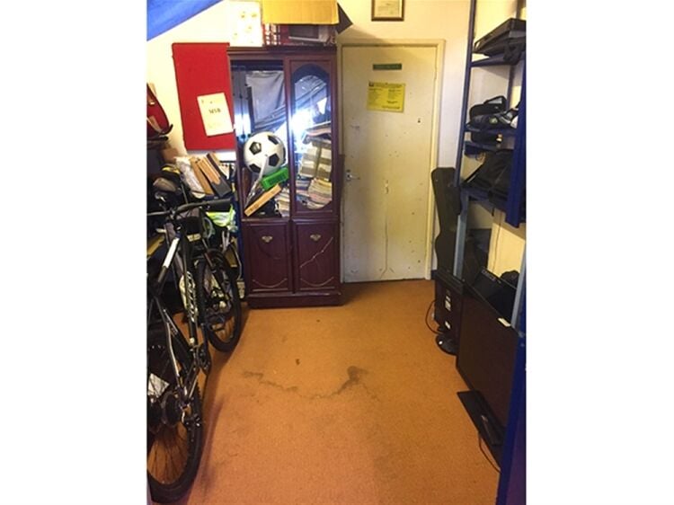 LONG ESTABLISHED BUYBACK BUSINESS- GWENT Photo 5
