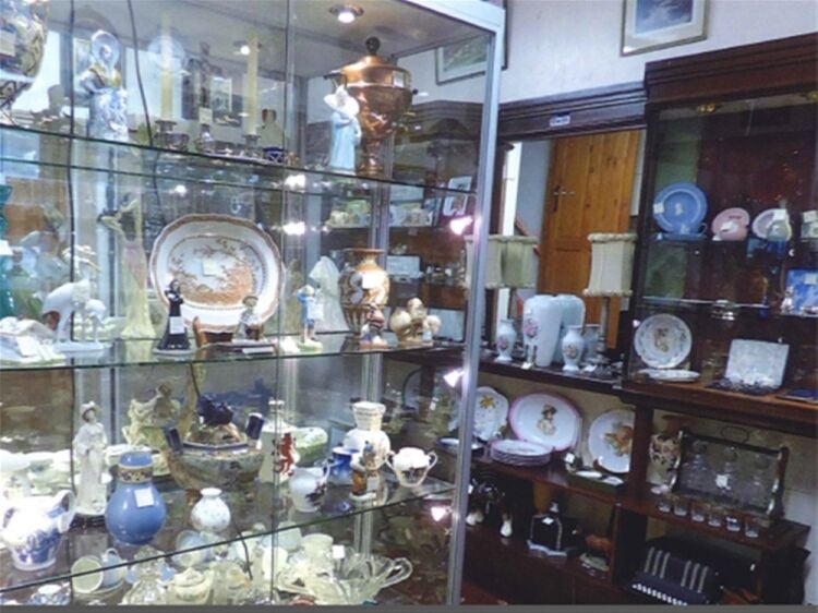 PAWNBROKERS - CAMBRIDGESHIRE Photo 5