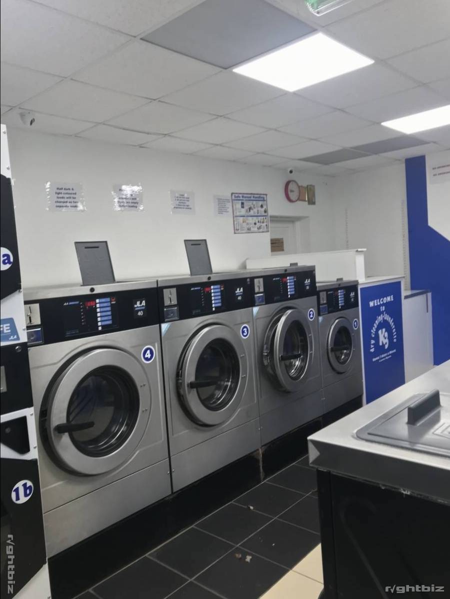 LAUNDRETTE FOR SALE