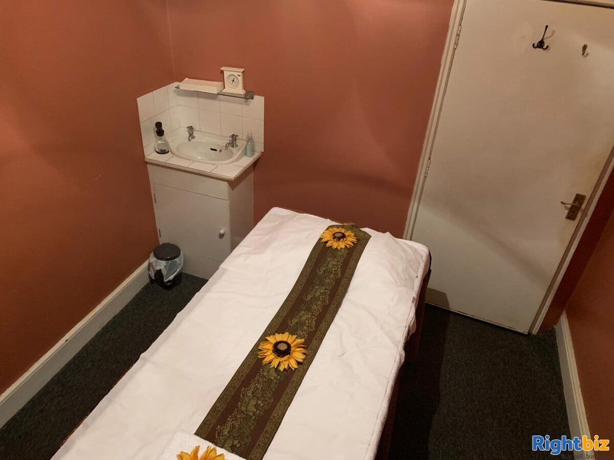 Cheltenham Thai massage salon for sale 24K or half share 12K 