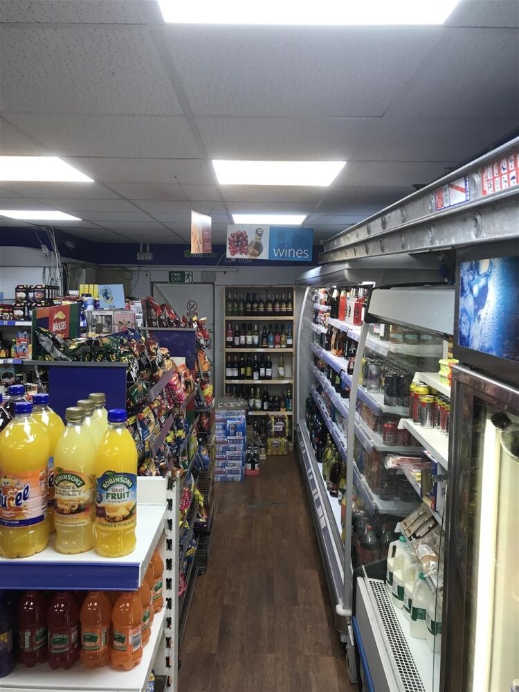 THRIVING LICENSED CONVENIENCE STORE TAKING £12, 000PW IN HARTLEPOOL