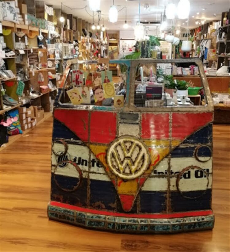 AWARD WINNING DESIGNER GIFTS & HOMEWARE EMPORIUM IN SHEFFIELD CITY CENTRE