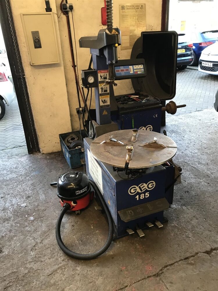 FREEHOLD QUALITY USED AUTO SALES & REPAIRS CENTRE WITH PRIVATE APARTMENT IN MERTHYR TYDFIL