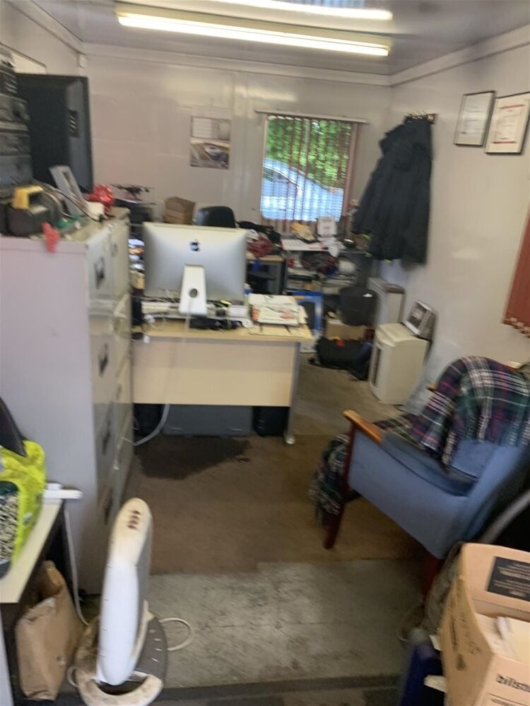 GENERAL AUTO REPAIRS CENTRE IN EDINBURGH SUBURB Photo 5