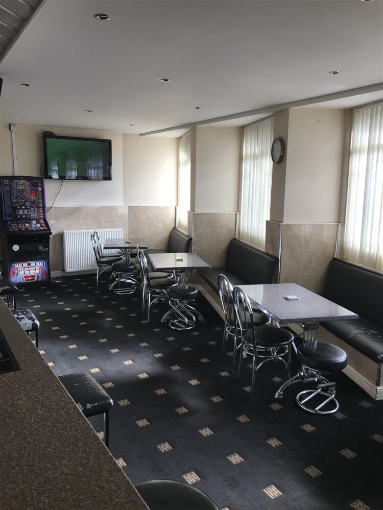 FREEHOLD PUBLIC HOUSE & FUNCTION VENUE IN ARMADALE TOWN CENTRE Photo 5