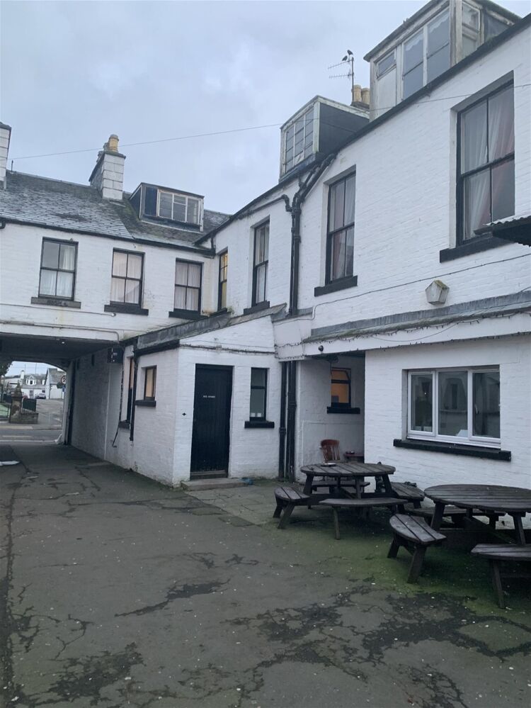 IMPRESSIVE FREEHOLD HOTEL/BAR & RESTAURANT IN CASTLE DOUGLAS TOWN CENTRE