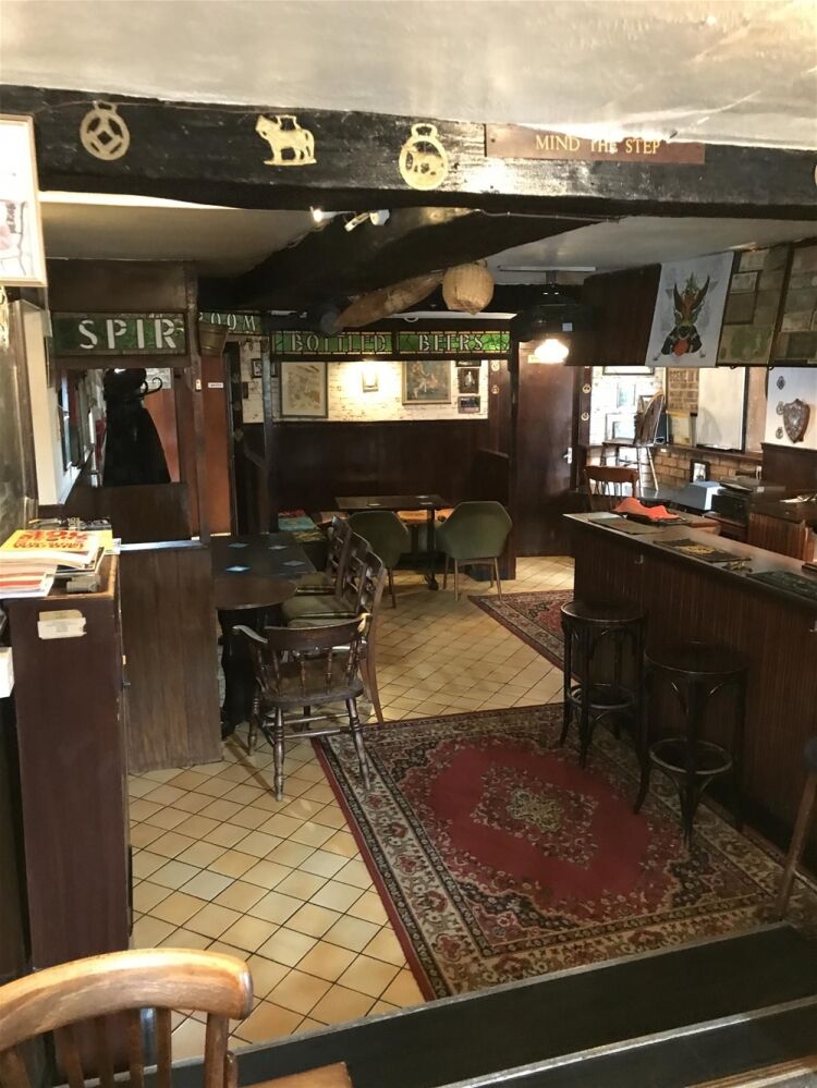 CHARMING VILLAGE PUBLIC HOUSE & RESTAURANT NEAR ELY