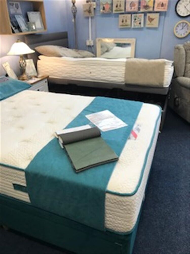 RETAIL & ONLINE HOME FURNISHINGS & INTERIOR DESIGN ACCESSORIES IN LINCOLNSHIRE TOWN CENTRE