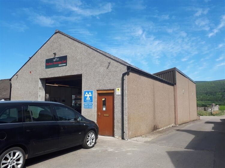 FREEHOLD MOT TESTING & REPAIRS CENTRE IN ROTHES/MORAYSHIRE Photo 5