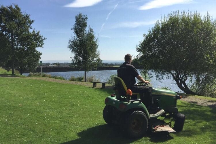 Garden & Grounds Maintenance Business Opportunity