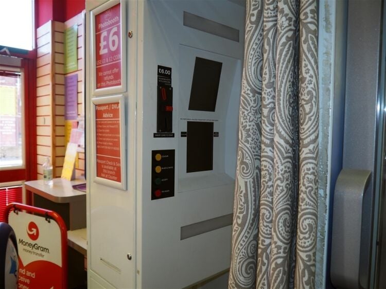 Post Offices For Sale in Pontefract Photo 5