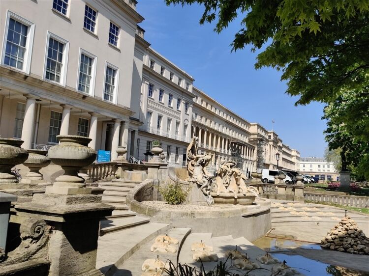 HOTEL IN THE BEAUTIFUL SPA TOWN OF CHELTENHAM