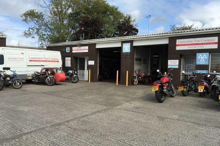 Established Tyre and MOT Centre - Cornwall Photo 5