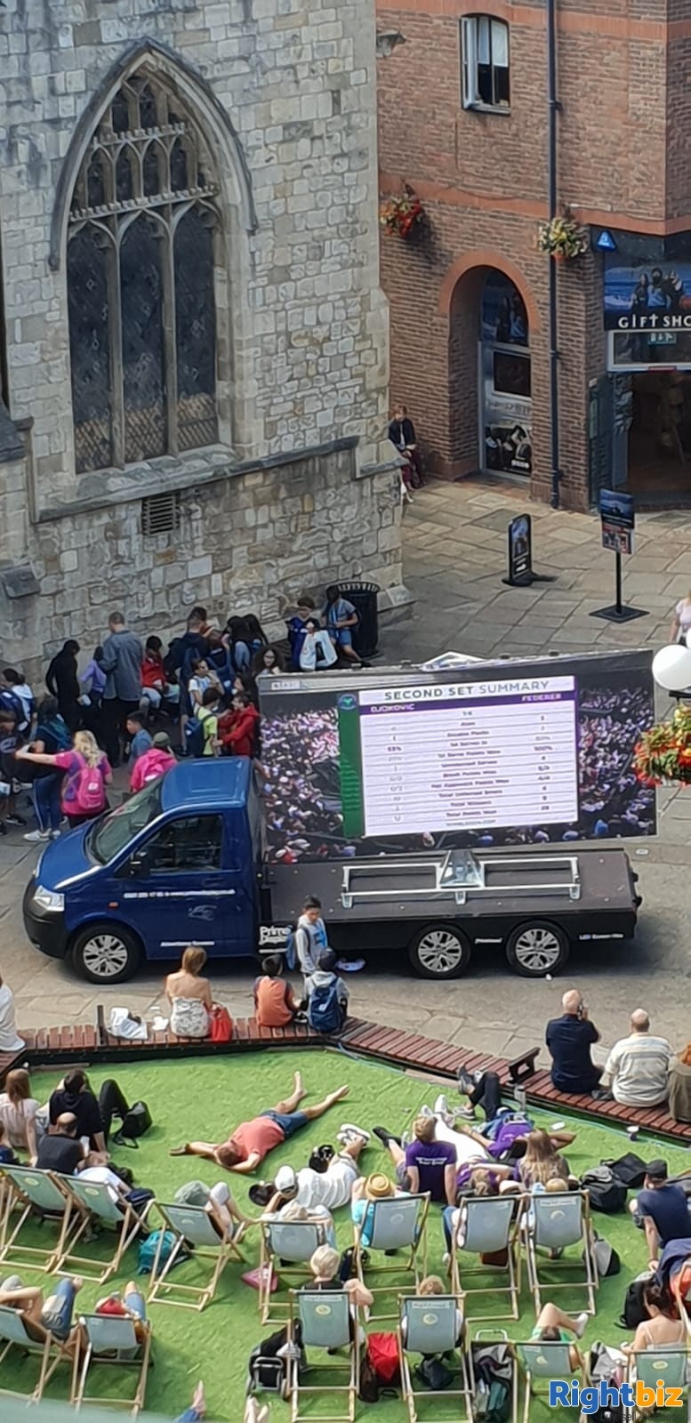 DIGITAL ADVERTISING VAN / DIGIVAN / LED SCREEN