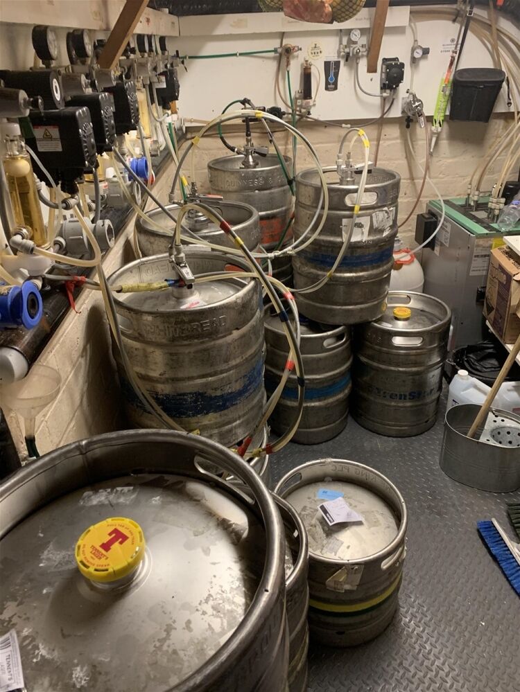 FREEHOLD PUBLIC HOUSE busy central location KIRKCALDY