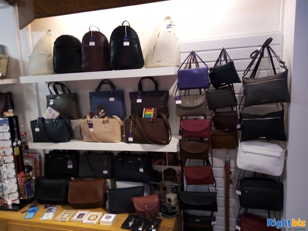 Well Established Handbag and Accessories Store in Lincoln. Premium Bailgate Location Photo 5