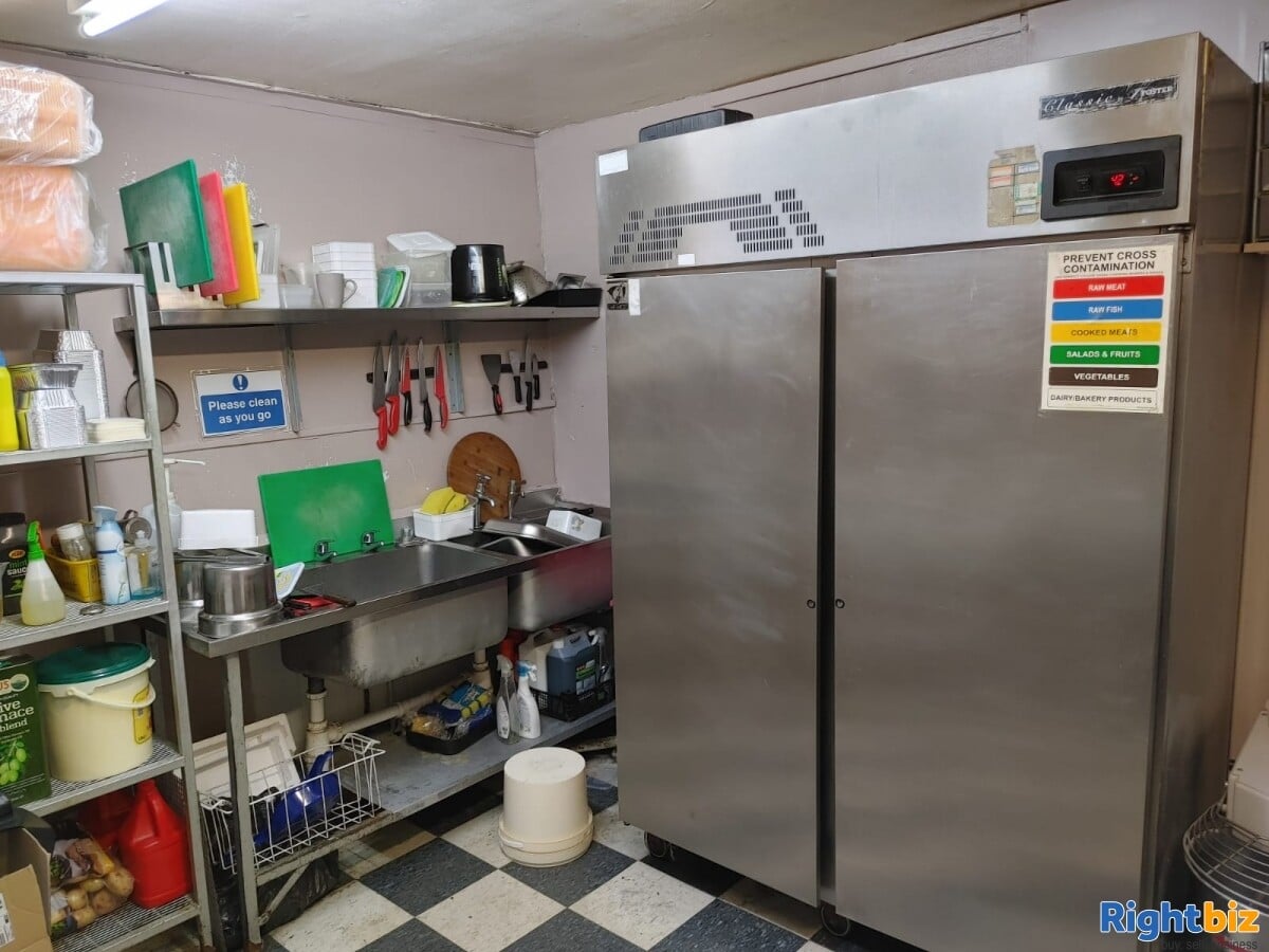 Pizza takeaway business to rent Photo 5