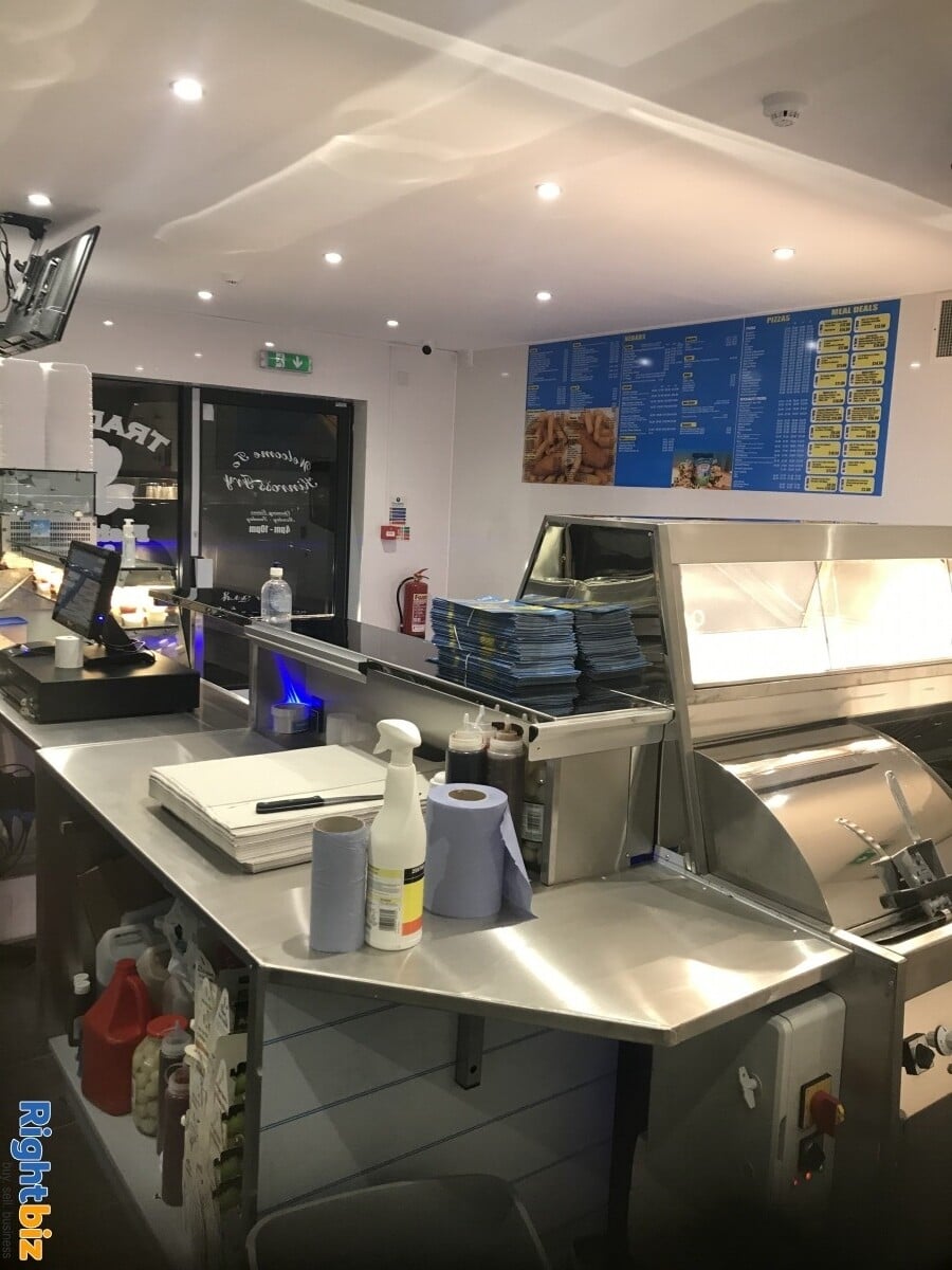 Newly built Chipshop/kebab/pizza takeaway for rent Or lease Photo 5