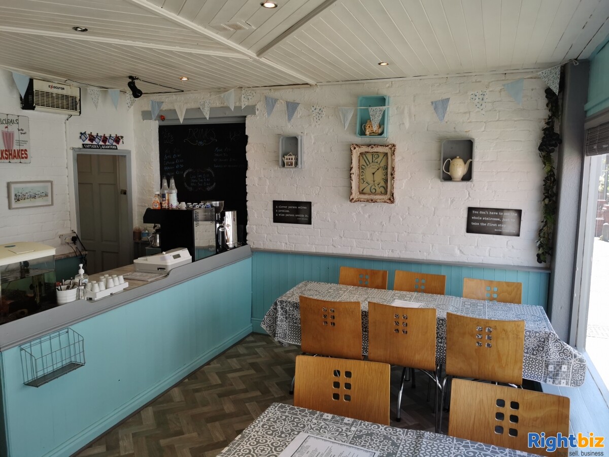 Family-run cafe for sale in Worcestershire