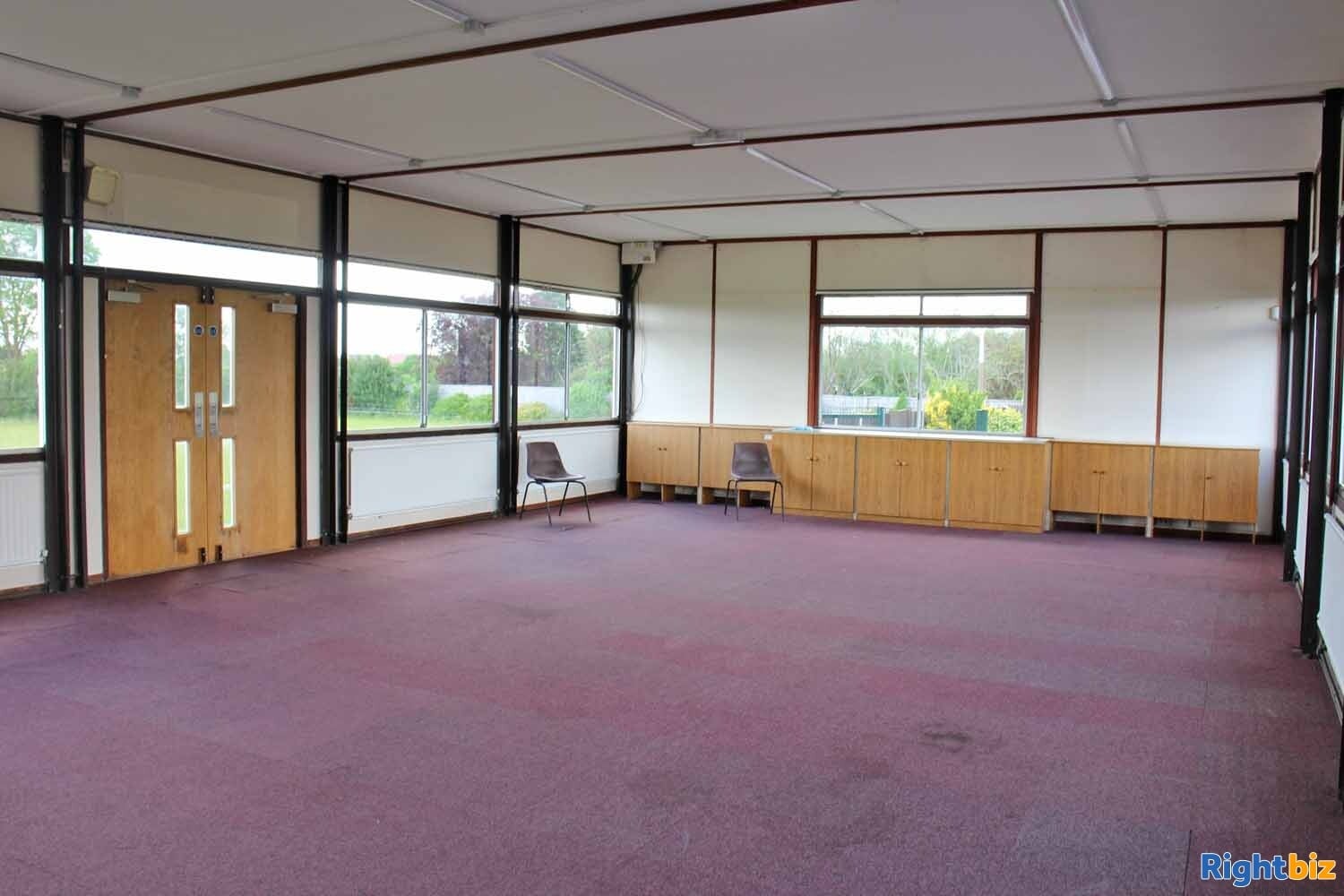 NOTTINGHAMSHIRE - 8.5 ACRE FOOTBALL GROUND BOWLS GREEN AND SOCIAL CLUB