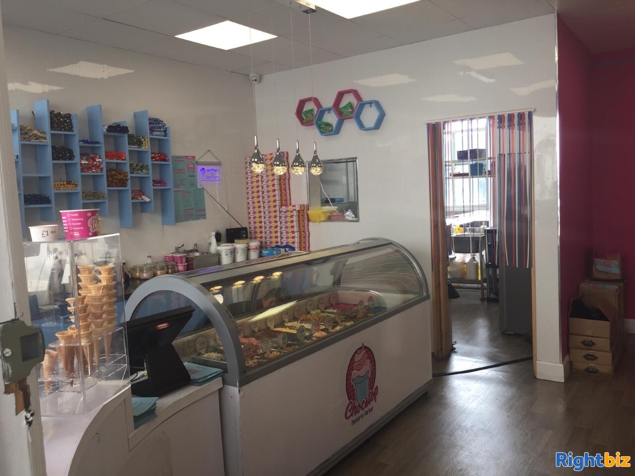 Dessert Parlour in Dunblane Scotland Photo 5