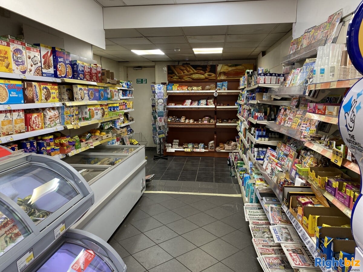 Convenience store off licences Photo 5