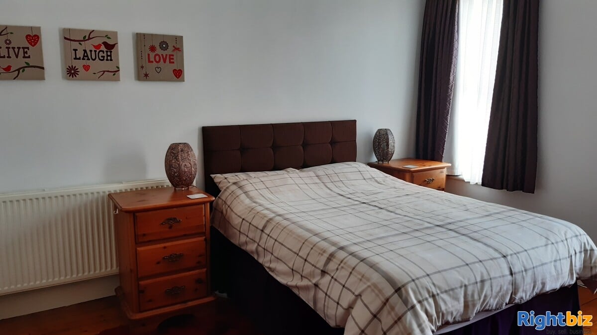 Freehold Air BnB Business in Chester City Centre Photo 5