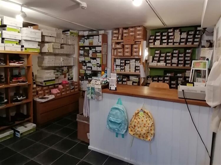 THRIVING CHILDRENS SHOES & ACCESSORY SHOP - SHROPSHIRE Photo 5