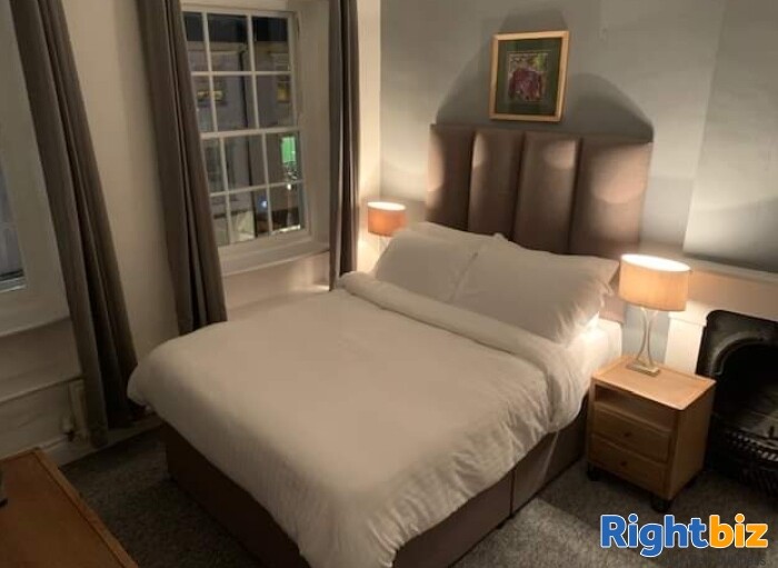 Leasehold - Bar and Letting Rooms in central Ross on Wye