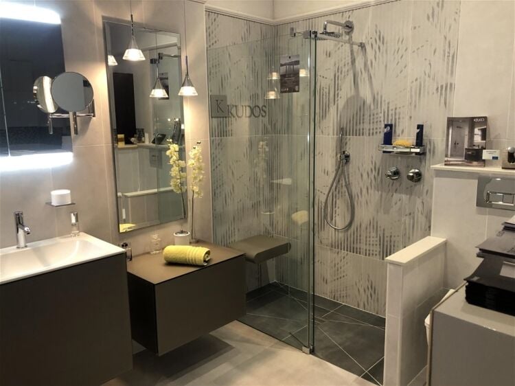 EASY TO RUN BATHROOM DESIGN & SALES AND COMPLETE FITTING SERVICE - CUMBRIA Photo 5
