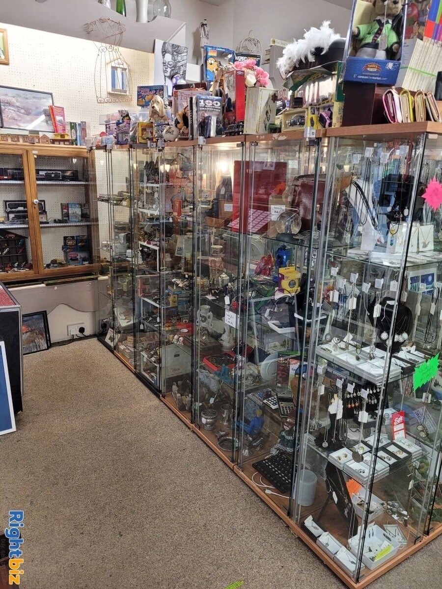 Well established Antique/collectable shop for sale in Mansfield
