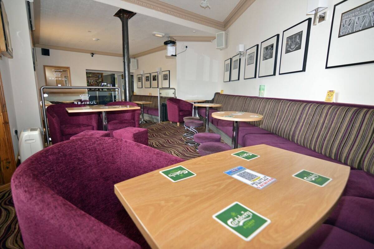 NORTHUMBERLAND - BEAUTIFULLY PRESENTED PUBLIC HOUSE