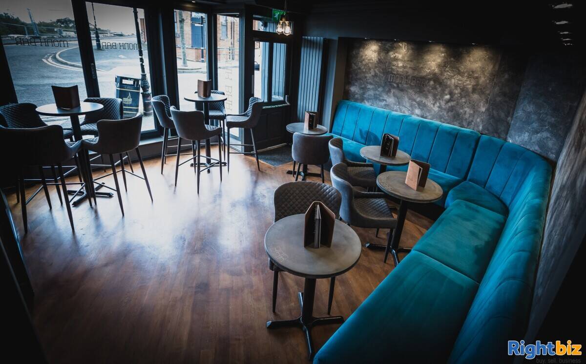 Popular town centre bar for sale SOLD
