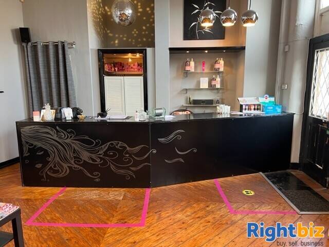 Well established hairdressers in the heart of Burnley Town Centre Photo 5