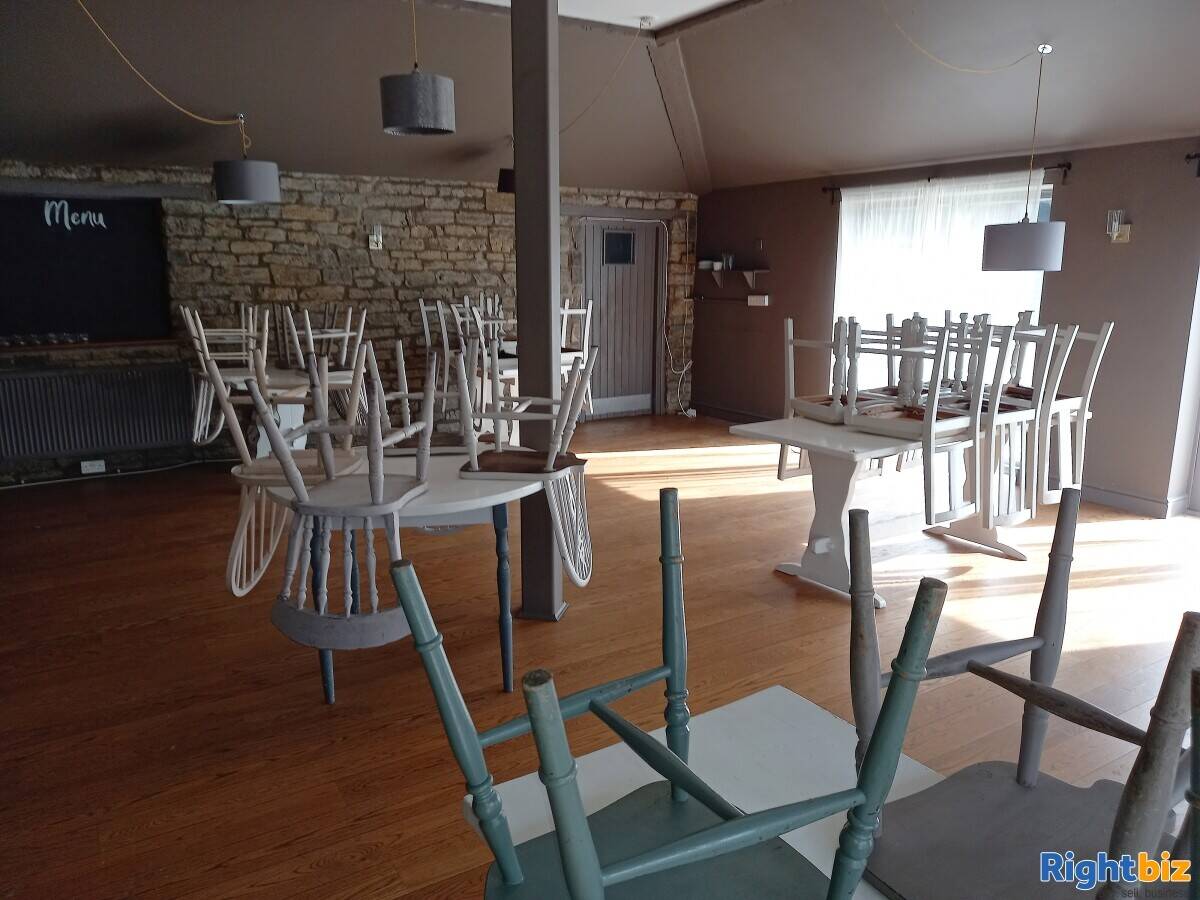 SOMERSET - FREE HOUSE ON LARGE SITE NEAR STREET/GLASTONBURY Photo 5