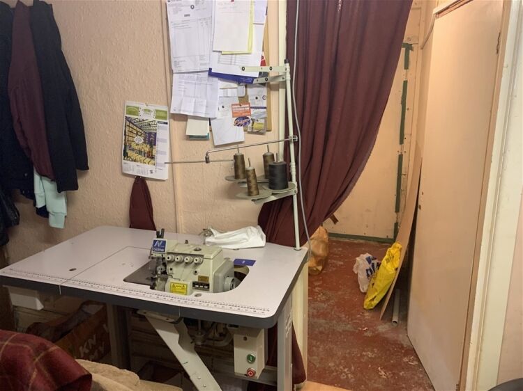DOMESTIC & COMMERCIAL FURNITURE RE-UPHOLSTERY SPECIALIST town centre position MORECAMBE Photo 5
