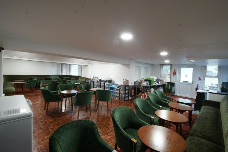 Prominently located 32 bedroom hotel with leisure facilities operating on a profitable longer stay business model
