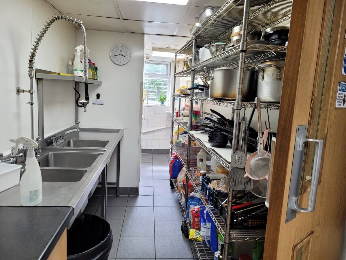 Well-established café / bistro in Rotherham for sale