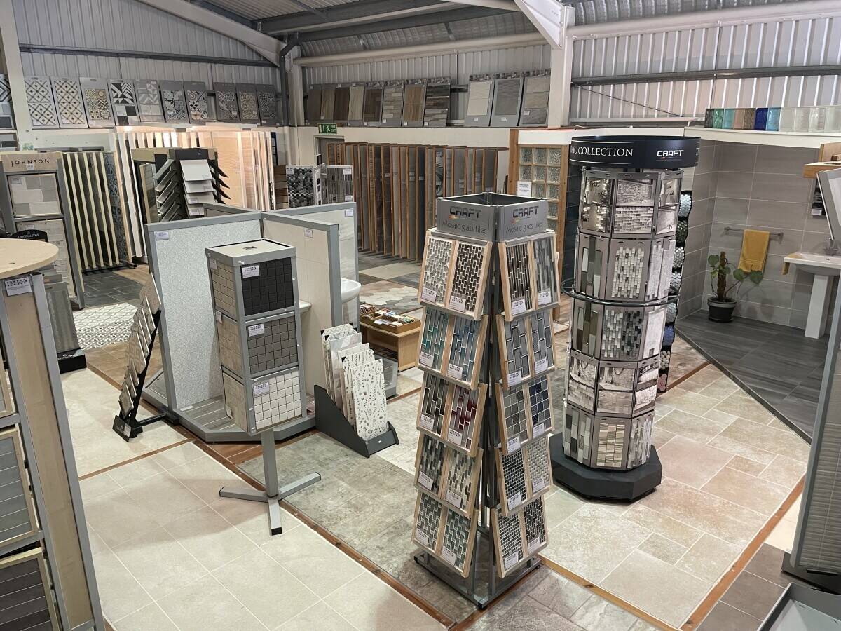 Leasehold Tile Showroom for sale in Hayle, Cornwall Photo 5