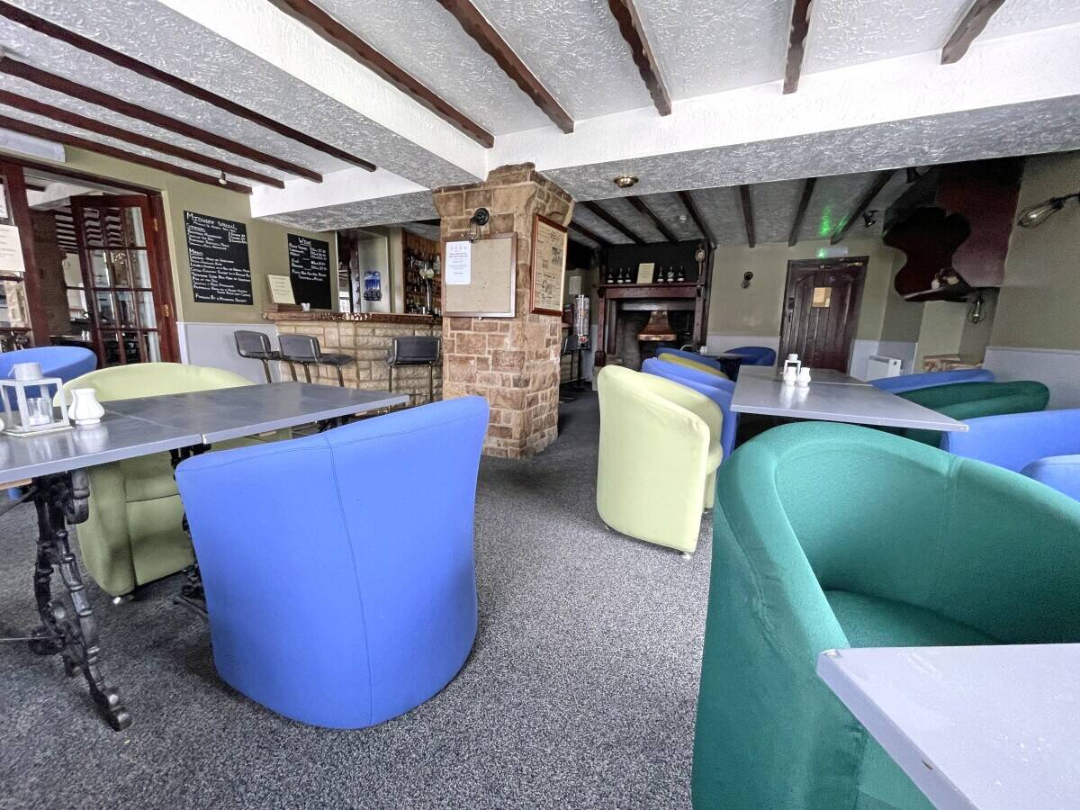 NORTH YORKSHIRE - TRADITIONAL COUNTRY PUB