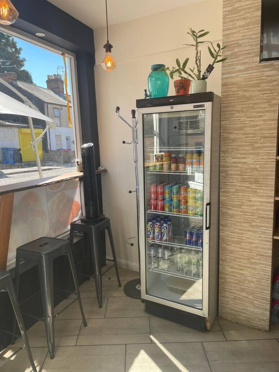 Small cafe shop for sale in Ipswich Photo 5