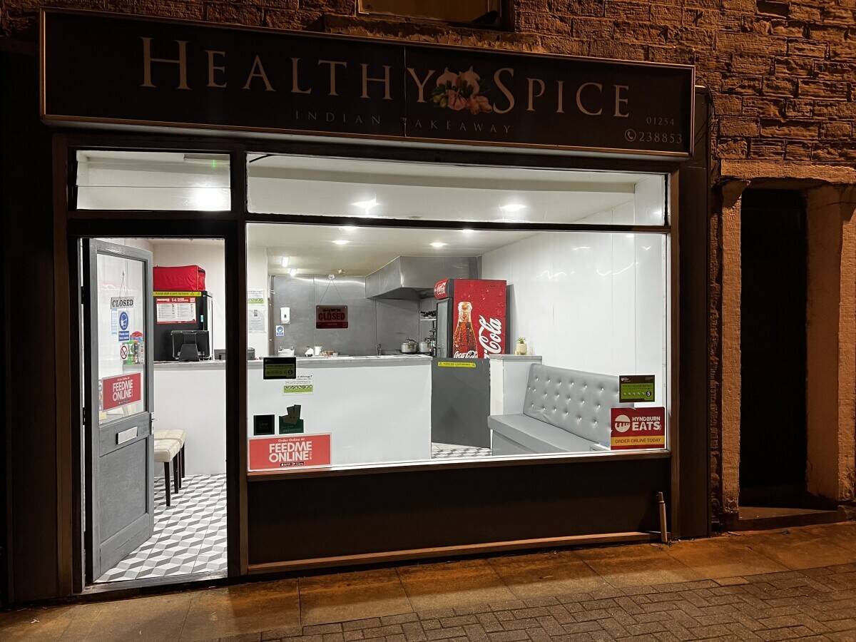 Indian takeaway in Accrington with  two bedrooms upstairs