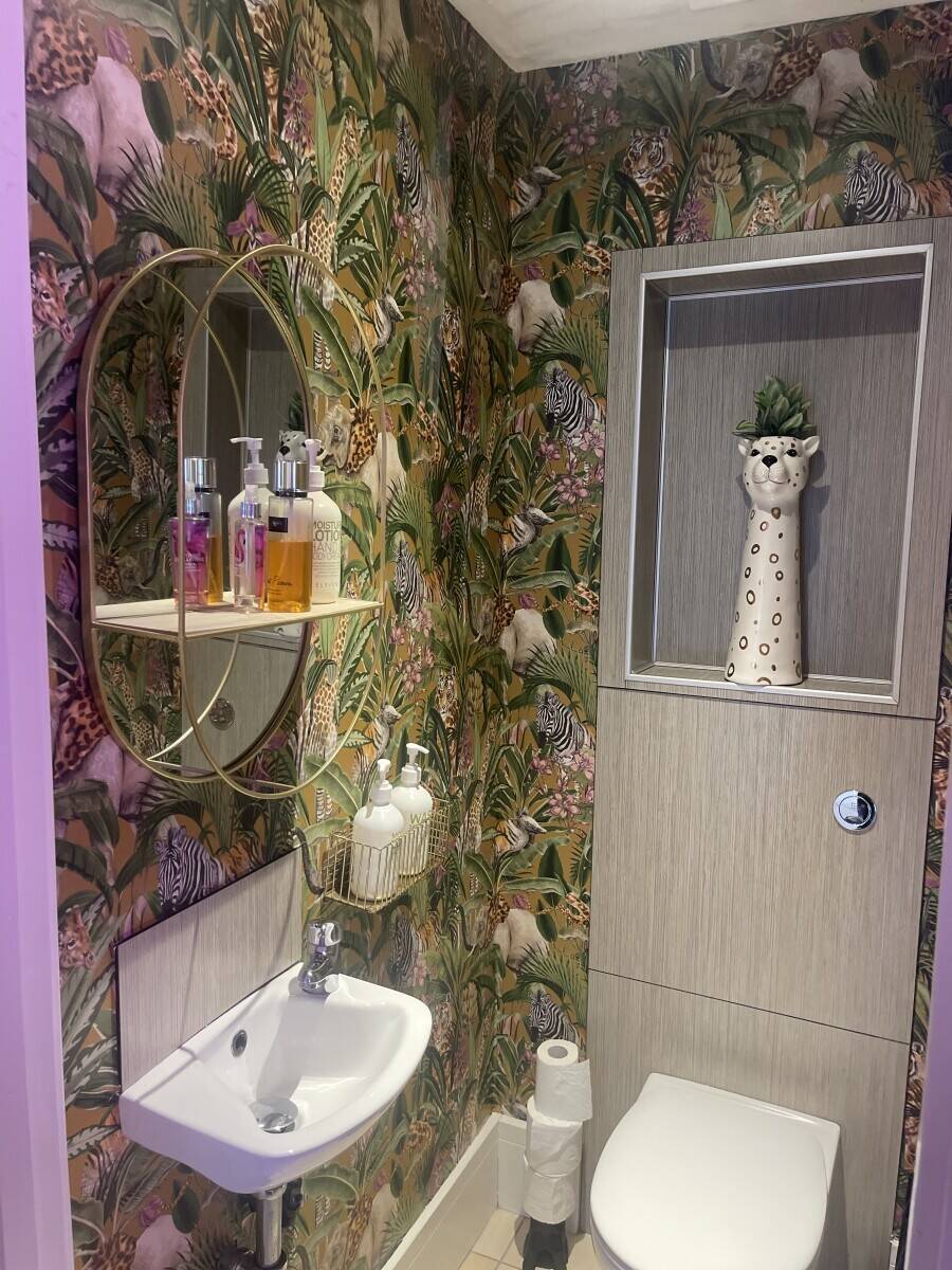 Fantastic Opportunity - Established hair salon for sale Photo 5