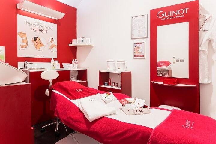 Beauty Salon NW London immaculate move in ready Photo 6