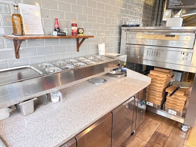 EXCEPTIONALLY WELL-PRESENTED BUSY TAKE-AWAY BRIGHTON, EAST SUSSEX Photo 5