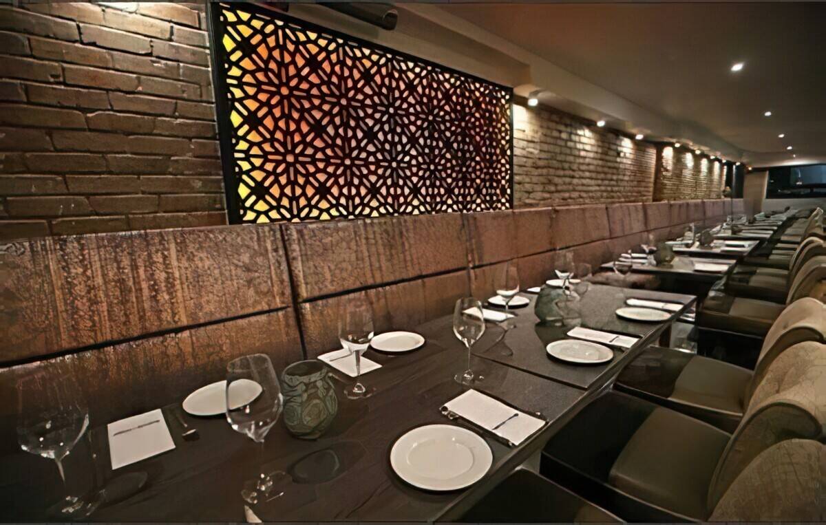 PROPERTY FOR SALE - Barton Rouge Restaurant, Liverpool Photo 5