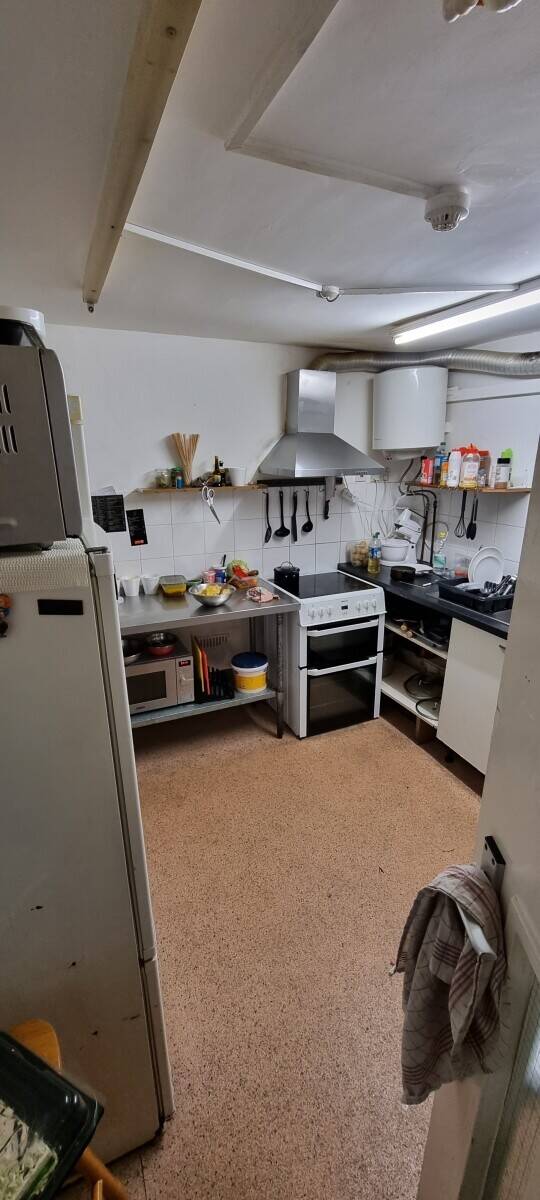 Leasehold Eastern European restaurant, fully licenced Photo 5